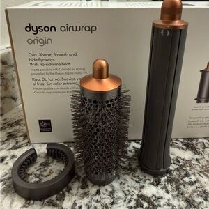 Dyson Airwrap Origin in Gray and Copper
